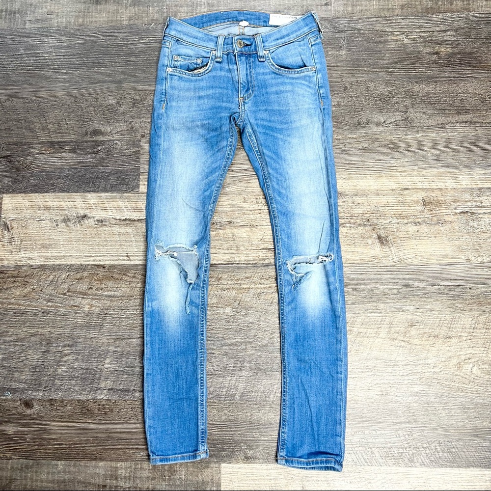 RAG AND BONE Capri Distressed Skinny Jean Size 23